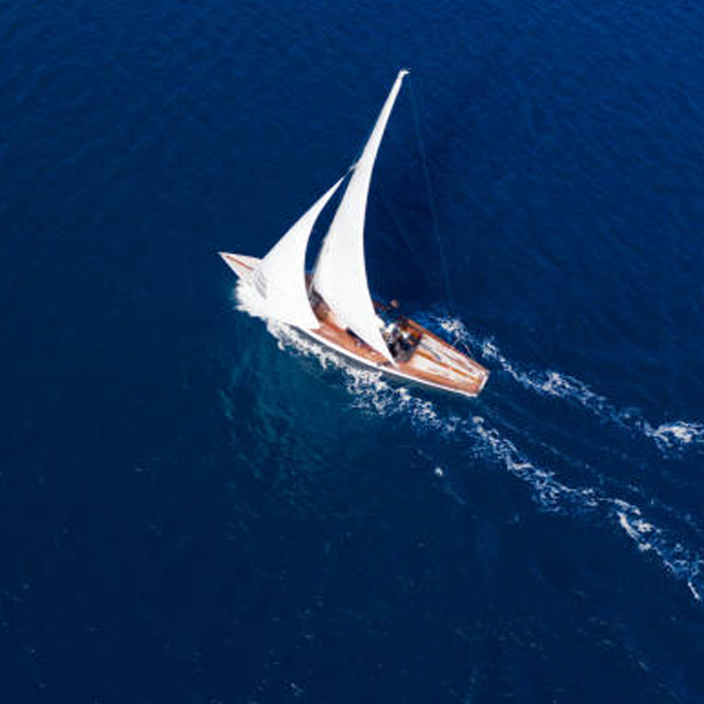 Spinnaker Search boat image